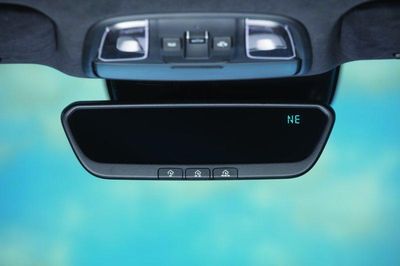 Kia Auto-Dimming Mirror w/HomeLink® & Compass M7F62AU000