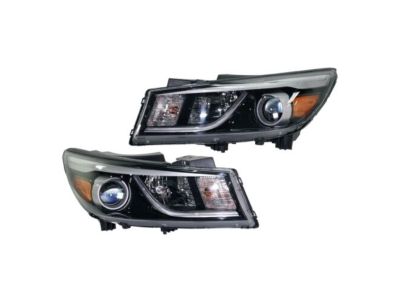 2016 Kia Sedona Headlight - 92102A9120