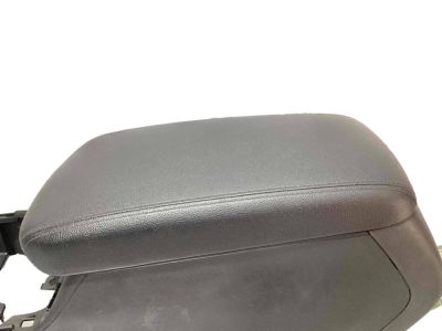 84660D5000FD4 Kia Console Armrest Assembly Product Photo 2 of 4