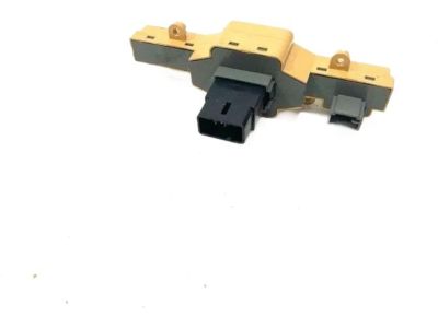 2006 Kia Rondo Hazard Warning Switch - 937901D000