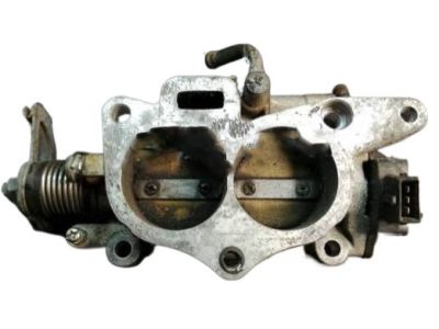 1998 Kia Sportage Throttle Body - 0K08B13640