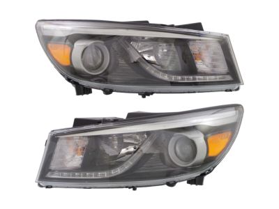 Kia Sedona Headlight - 92102A9130